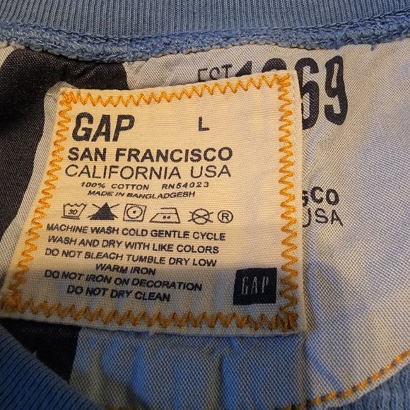 Gap long sleeve - Picture 2 of 2